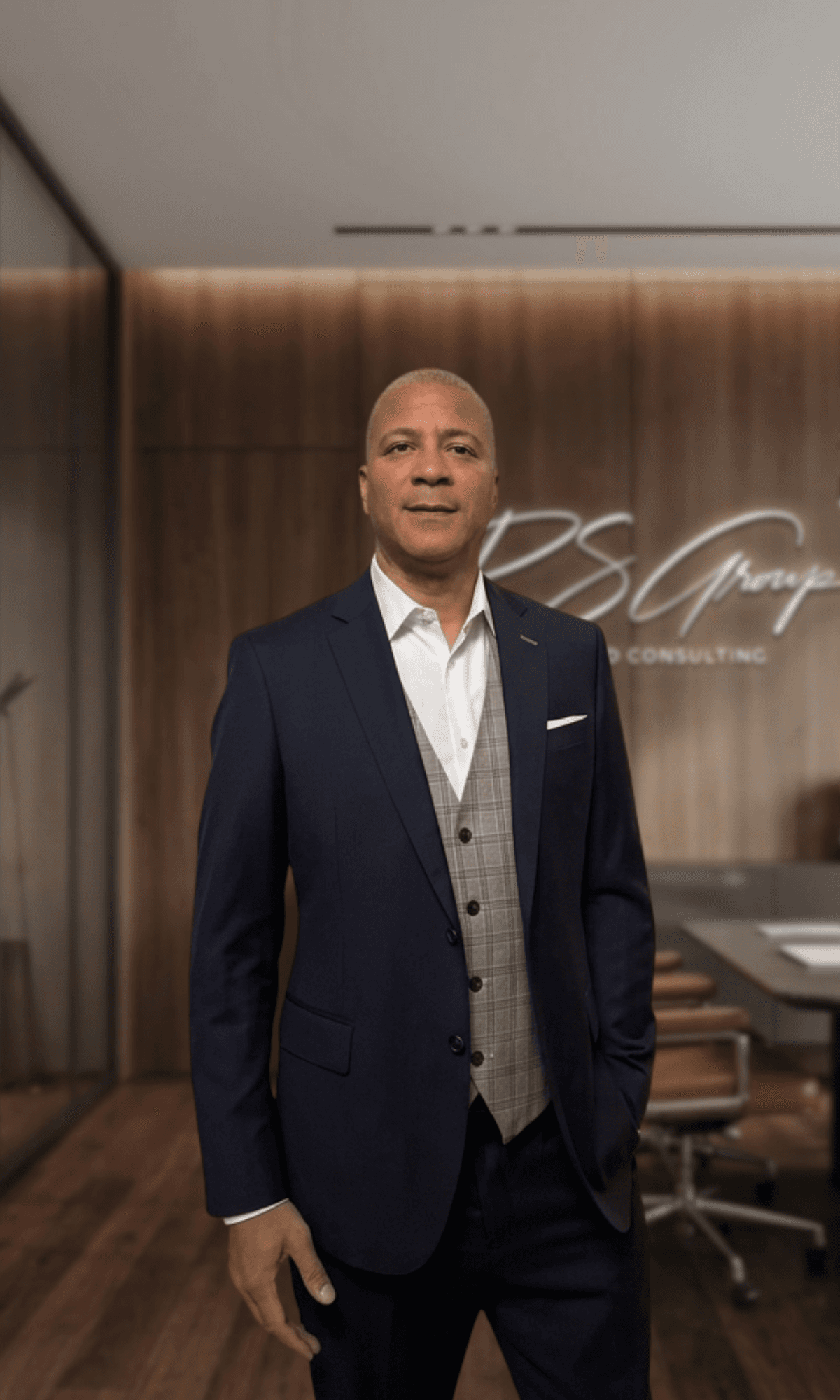 Dr. Andrew Peters, Managing Director